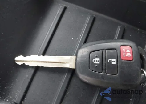 2018 Toyota Tundra 1794 5.7L V8 z USA, uszkodzony, nr VIN 5TFAY5F1XJX725205